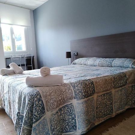 O Cruceiro Hotel Palas de Rei Bagian luar foto